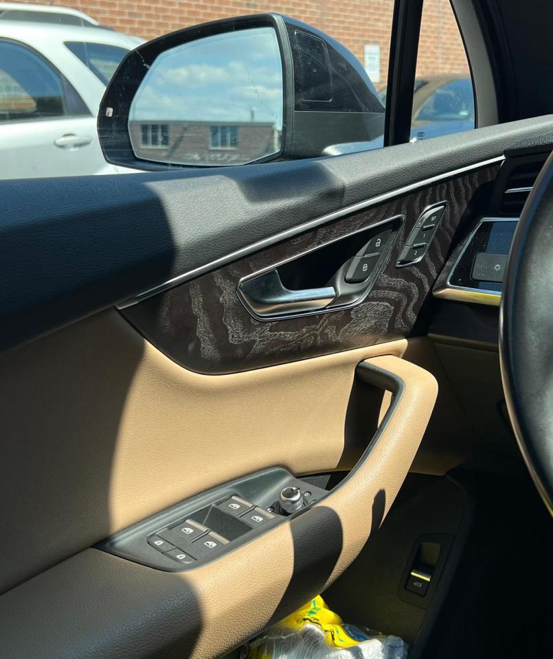 2021 Audi Q7 PROGRESSIV, S-LINE, NAVI, SUNROOF, AWD, CAMERA Photo