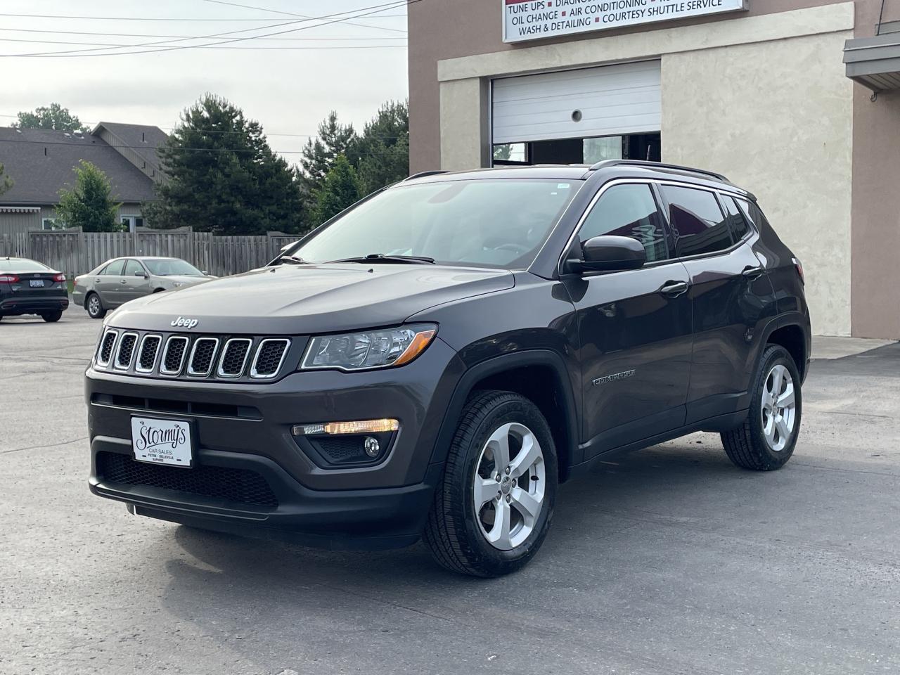 2018 Jeep Compass North 4X4/BACKUP CAM  CALL PICTON  81K KM'S Photo