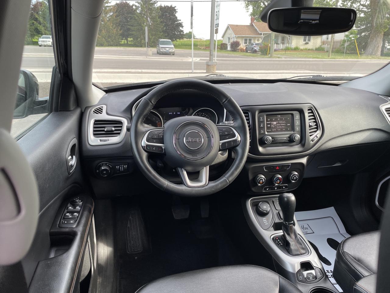 2018 Jeep Compass North 4X4/BACKUP CAM  CALL PICTON  81K KM'S Photo