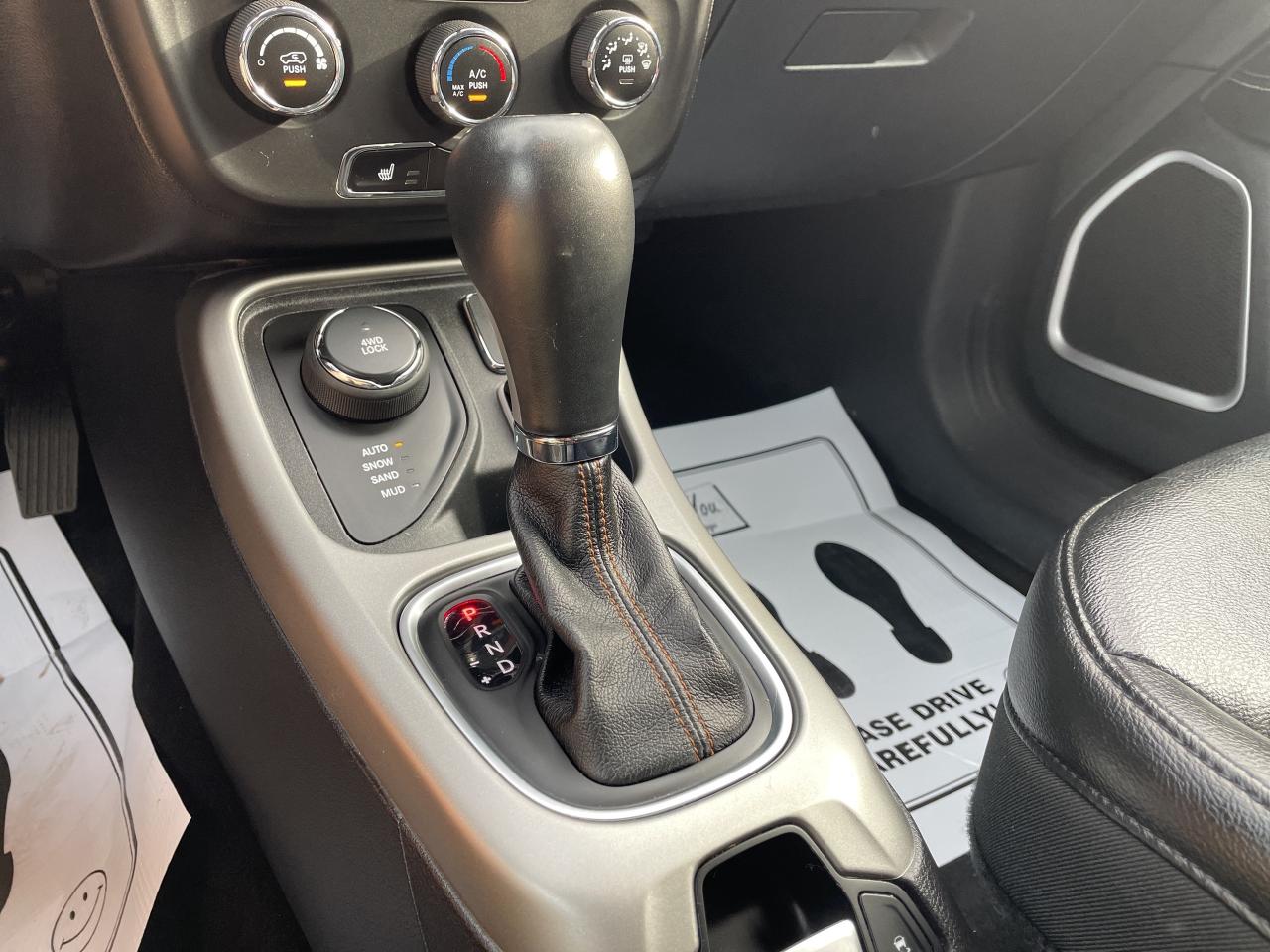 2018 Jeep Compass North 4X4/BACKUP CAM  CALL PICTON  81K KM'S Photo