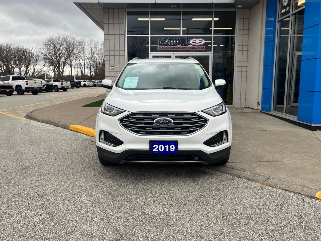 2019 Ford Edge SEL TREMENDOUS VALUE Photo