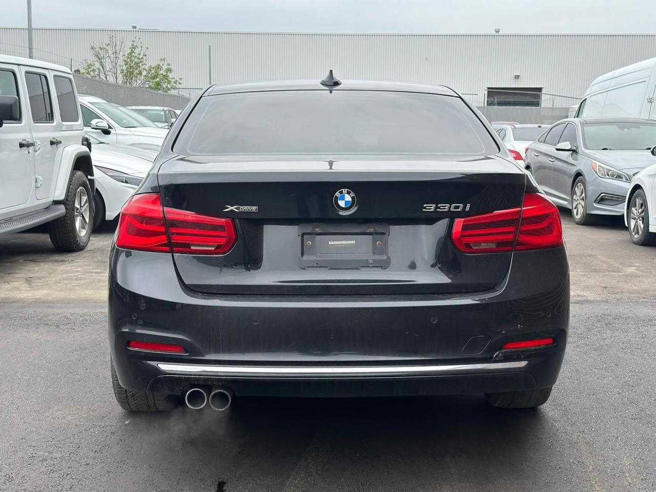 2017 BMW 3 Series 330I XDRIVE, SUNROOF, LEATHER INTERIOR, ALLOYS Photo