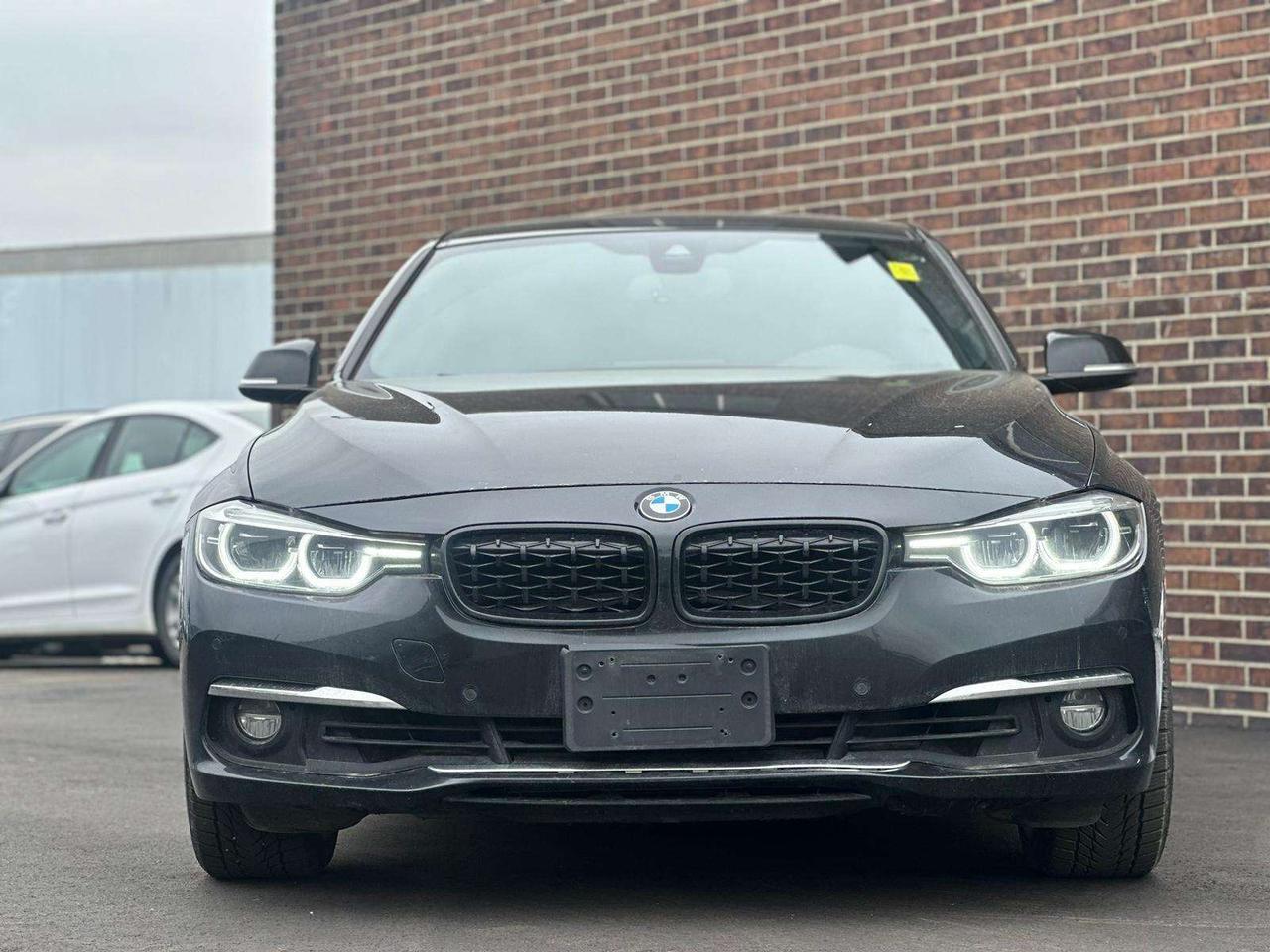 2017 BMW 3 Series 330I XDRIVE, SUNROOF, LEATHER INTERIOR, ALLOYS Photo4