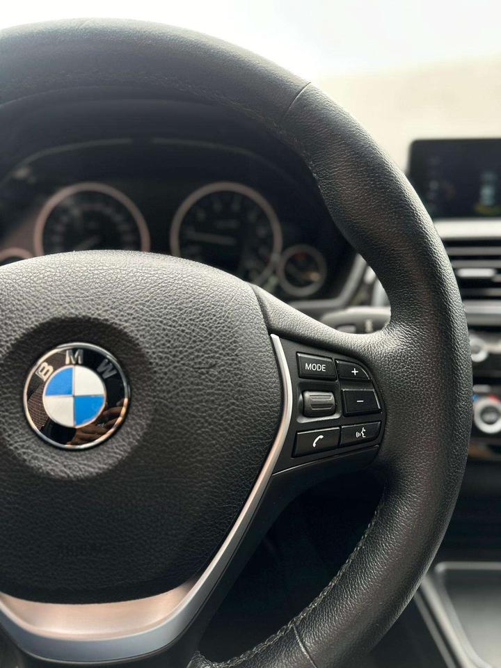 2017 BMW 3 Series 330I XDRIVE, SUNROOF, LEATHER INTERIOR, ALLOYS Photo