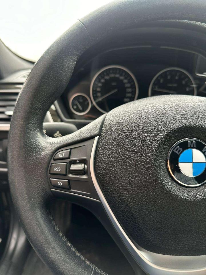 2017 BMW 3 Series 330I XDRIVE, SUNROOF, LEATHER INTERIOR, ALLOYS Photo