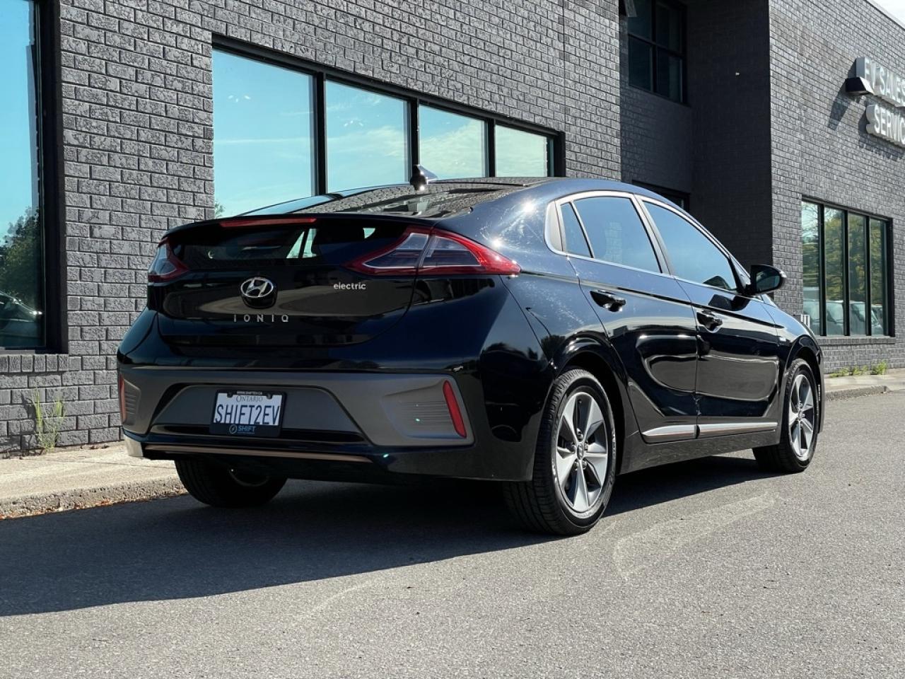 2018 Hyundai Ioniq Electric SE Cold Climate Package   No Accidents! HEAT PUMP! Photo