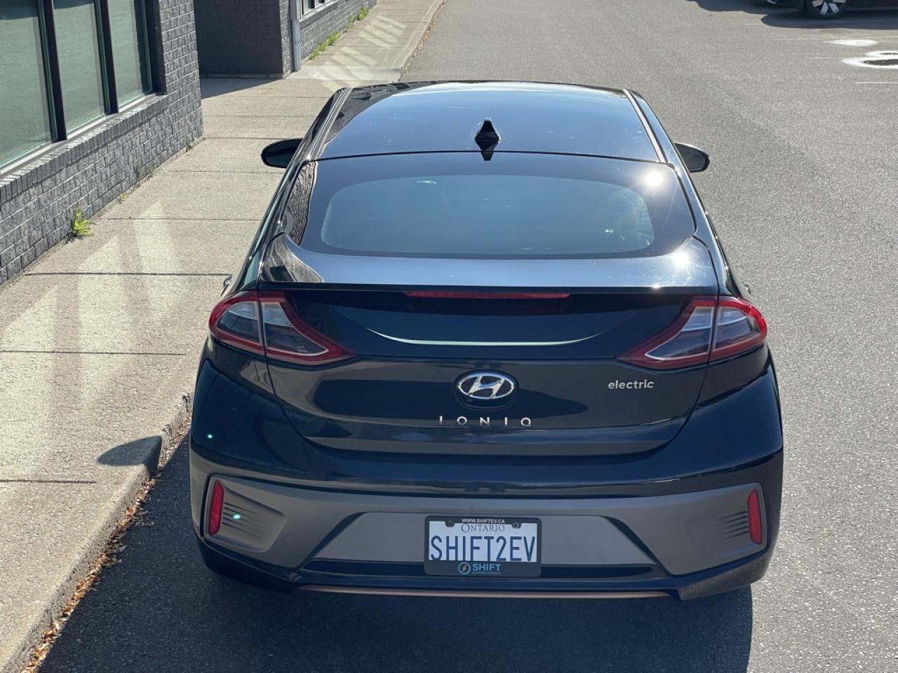 2018 Hyundai Ioniq Electric SE Cold Climate Package   No Accidents! HEAT PUMP! Photo