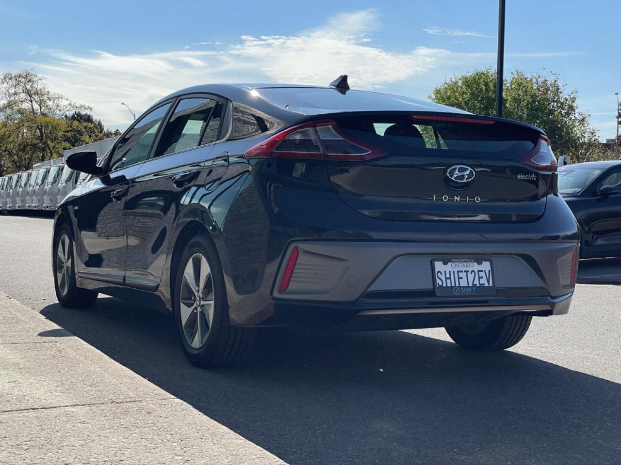 2018 Hyundai Ioniq Electric SE Cold Climate Package   No Accidents! HEAT PUMP! Photo