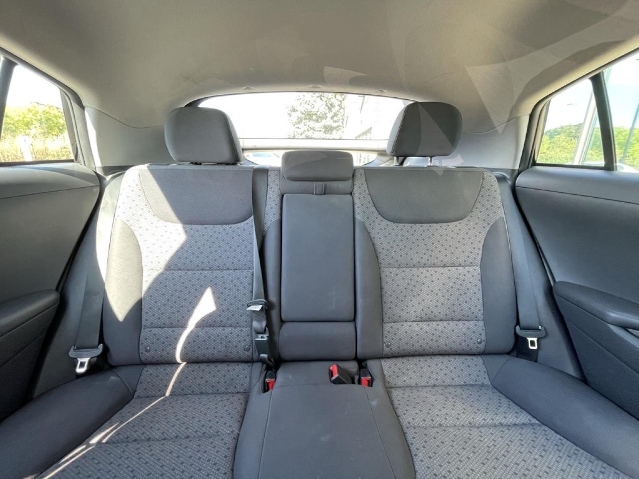 2018 Hyundai Ioniq Electric SE Cold Climate Package   No Accidents! HEAT PUMP! Photo