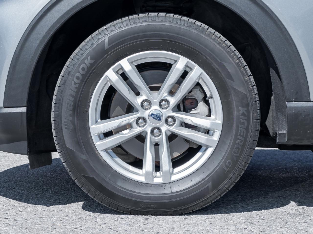 2020 Ford Explorer XLT 4WD  NAVI   LEATHER SEATS Photo