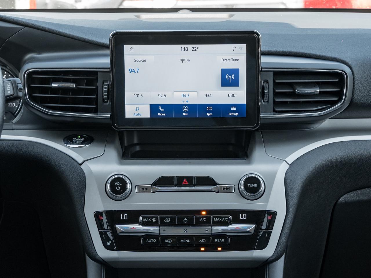 2020 Ford Explorer XLT 4WD  NAVI   LEATHER SEATS Photo