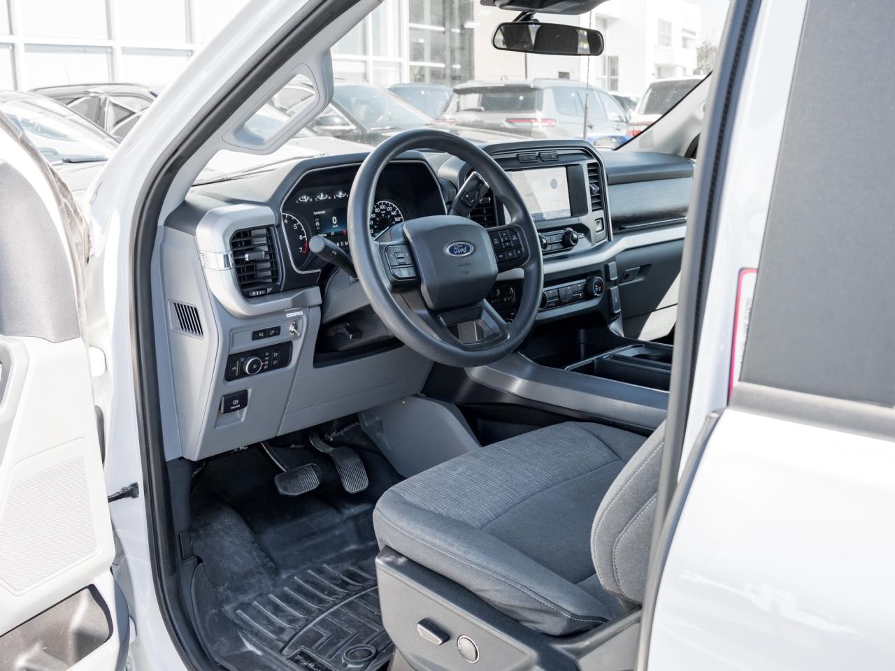 2021 Ford F-150 XLT 4WD SuperCrew 5.5' Box  BACK UP CAMERA Photo