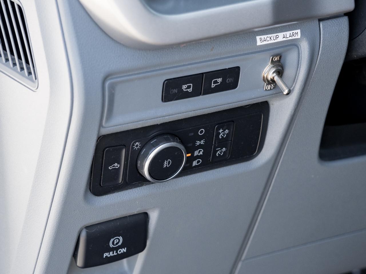 2021 Ford F-150 XLT 4WD SuperCrew 5.5' Box  BACK UP CAMERA Photo