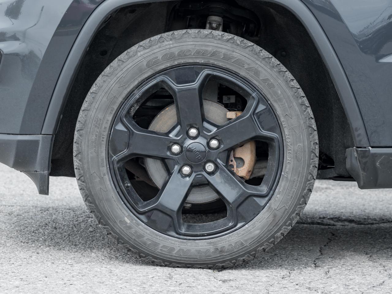 2018 Jeep Grand Cherokee Laredo 4x4   NAVI   ROOF Photo