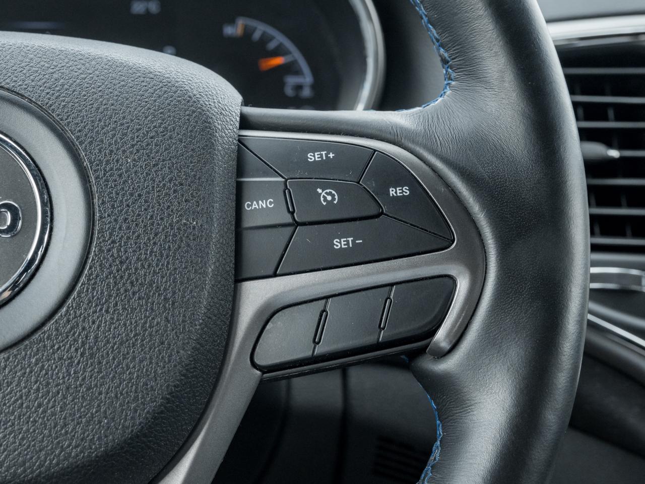 2018 Jeep Grand Cherokee Laredo 4x4   NAVI   ROOF Photo