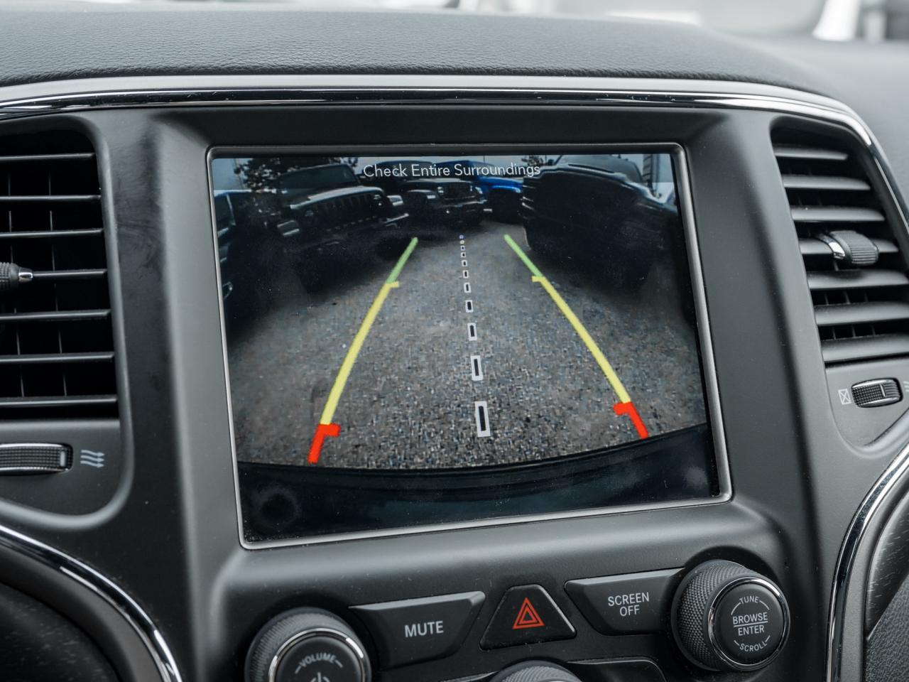 2018 Jeep Grand Cherokee Laredo 4x4   NAVI   ROOF Photo