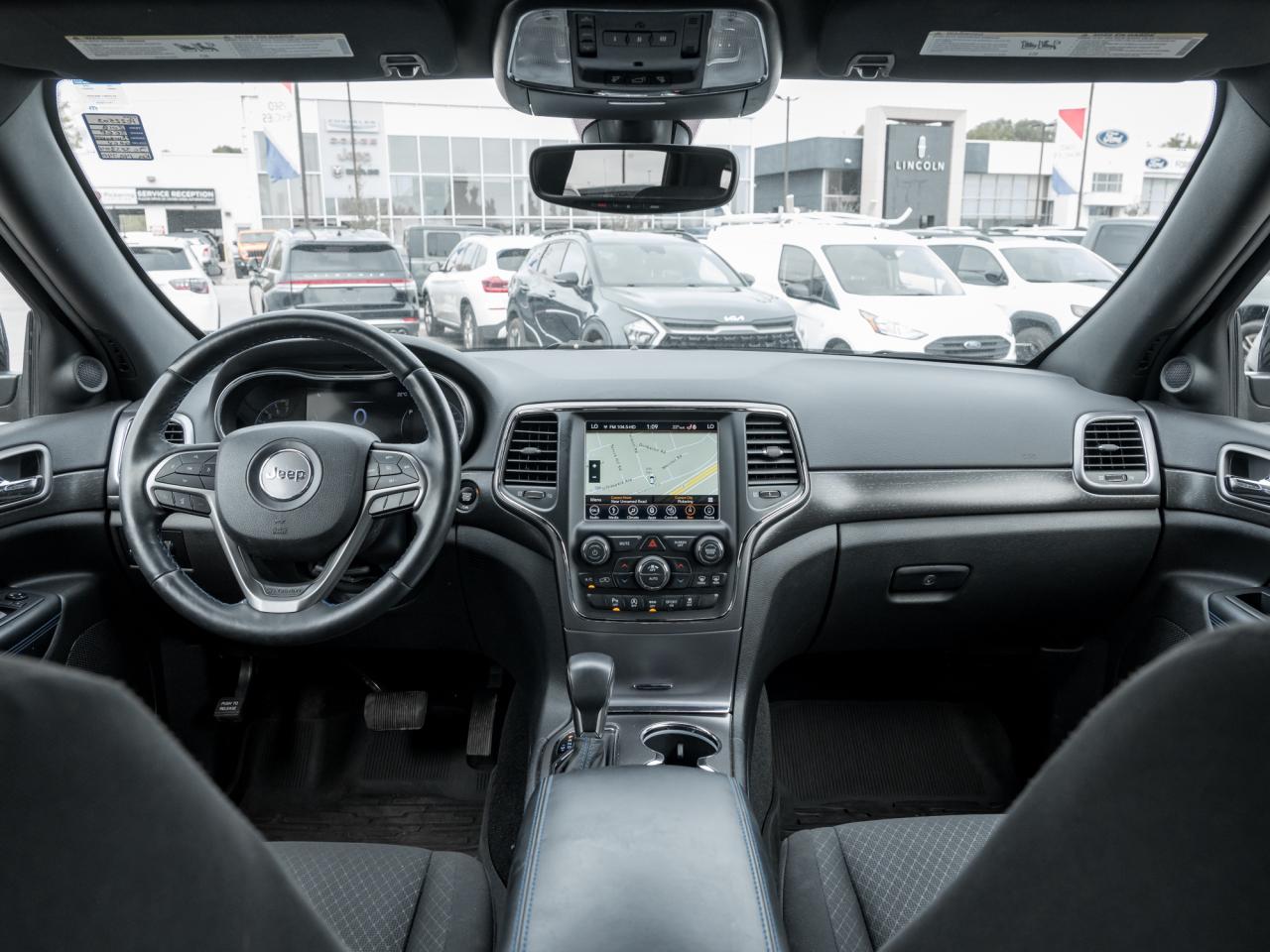 2018 Jeep Grand Cherokee Laredo 4x4   NAVI   ROOF Photo