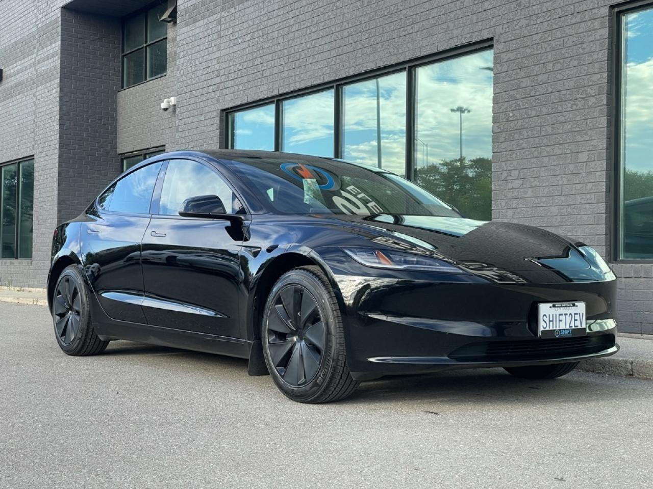 2024 Tesla Model 3 RWD   1 Owner! Clean CARFAX! Photo