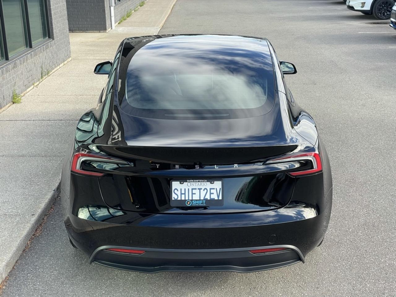 2024 Tesla Model 3 RWD   1 Owner! Clean CARFAX! Photo