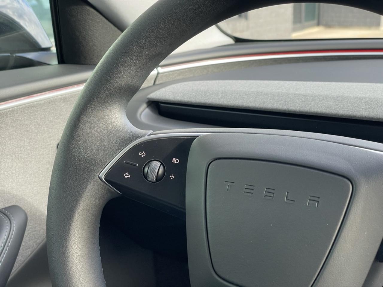 2024 Tesla Model 3 RWD   1 Owner! Clean CARFAX! Photo