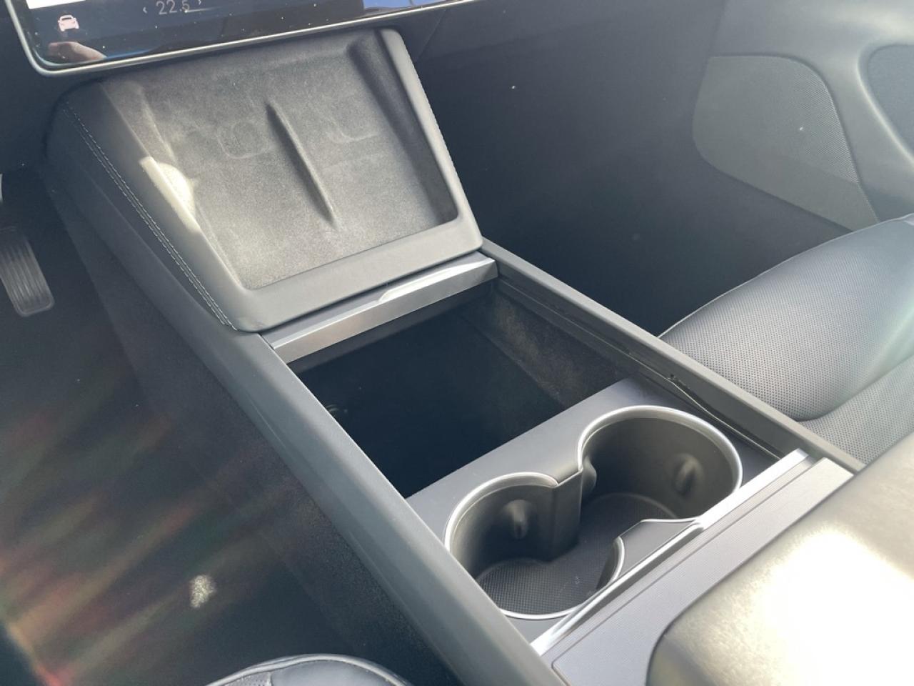 2024 Tesla Model 3 RWD   1 Owner! Clean CARFAX! Photo