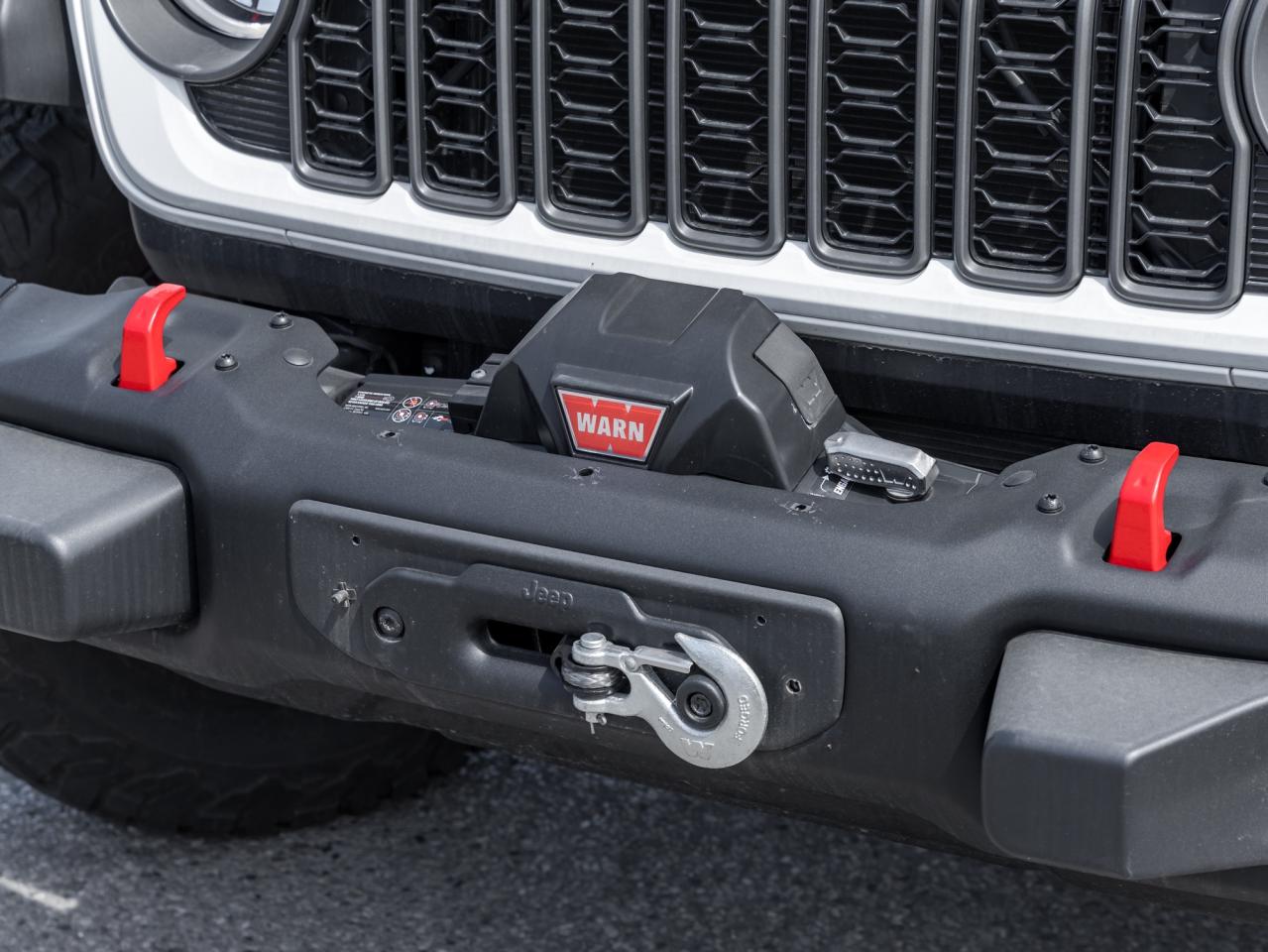 2025 Jeep Wrangler Leather  Technology Grp  Safety Grp    Winch Grp Photo