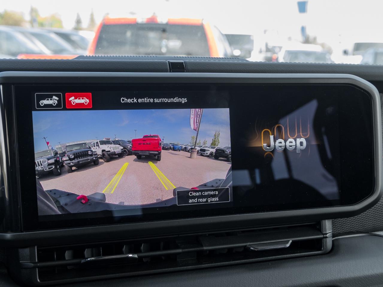 2025 Jeep Wrangler Leather  Technology Grp  Safety Grp    Winch Grp Photo