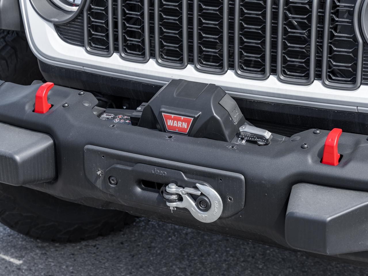 2025 Jeep Wrangler Leather  Technology Grp  Safety Grp    Winch Grp Photo