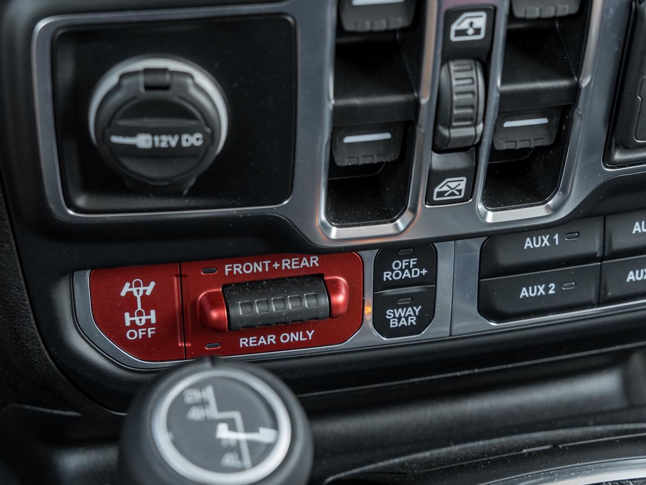 2025 Jeep Wrangler Leather  Technology Grp  Safety Grp    Winch Grp Photo