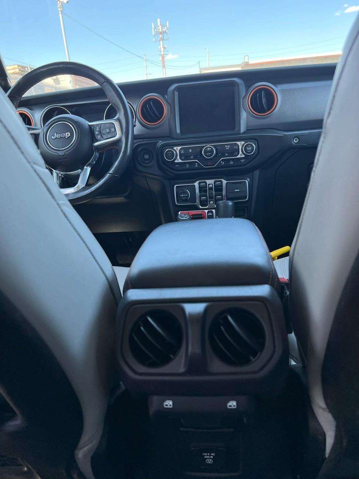 2021 Jeep Wrangler 4X4, MOJAVE DESERT-RATED PKG, OFF-ROAD SUSPENSION Photo