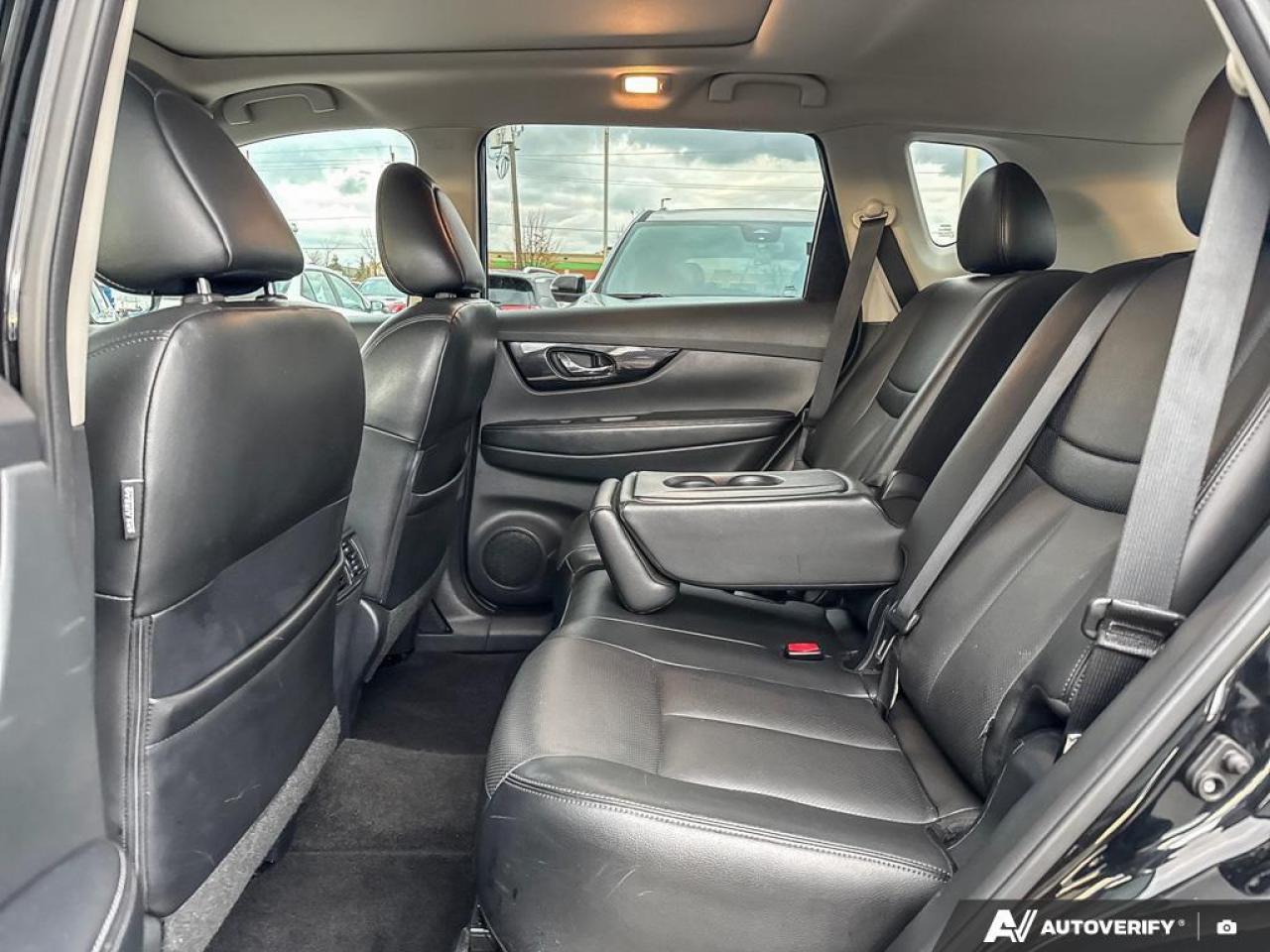 2017 Nissan Rogue SL Platinum AWD   PANO ROOF   LTHER   CLEAN CARFAX Photo