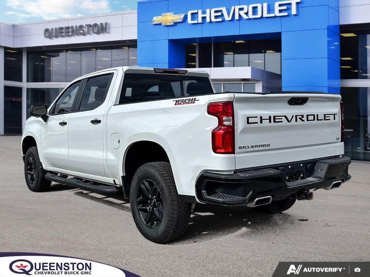2022 Chevrolet Silverado 1500 LT Trail Boss   4 NEW TIRES   TONNEAU   SUNROOF Photo4