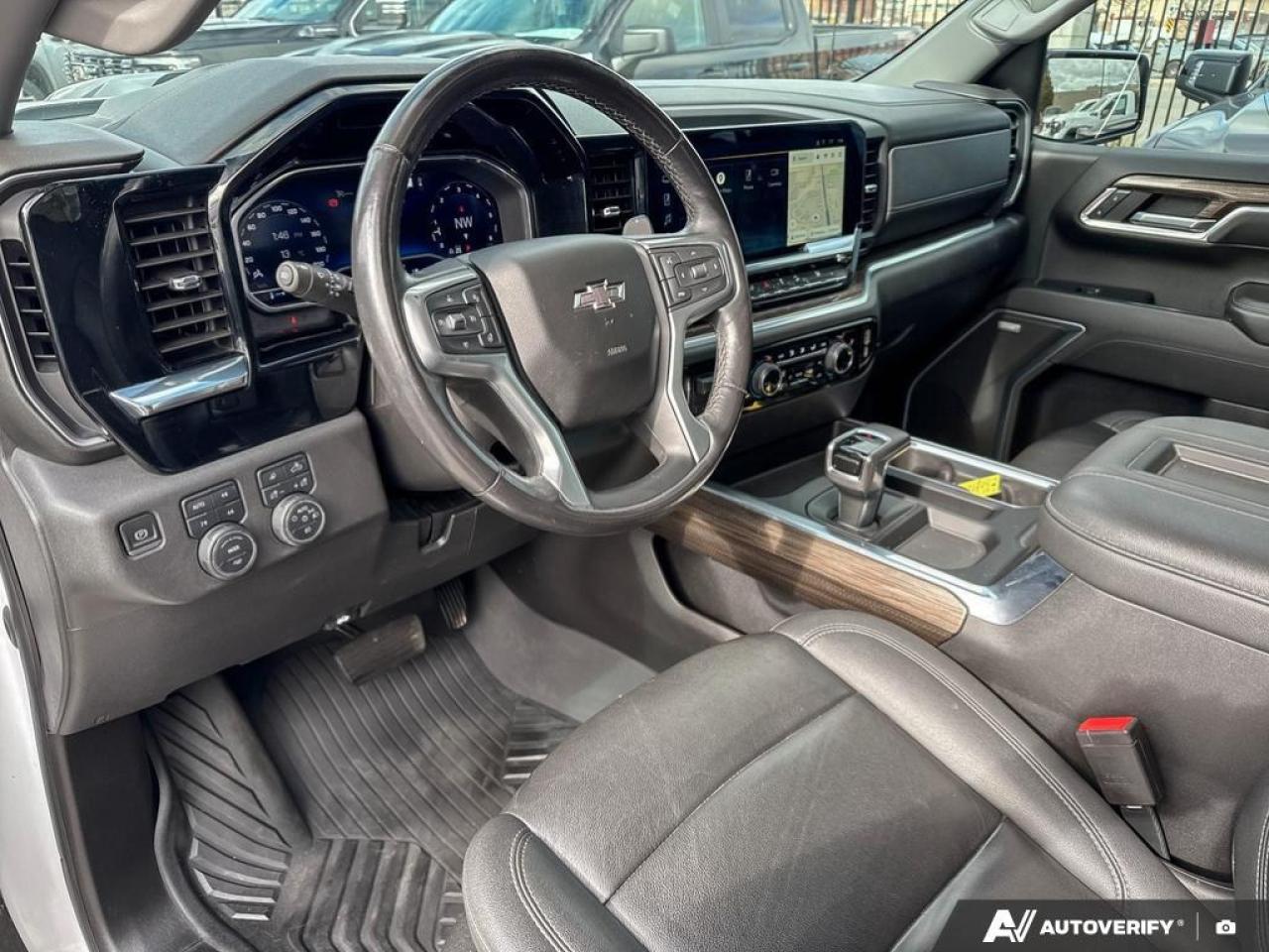 2022 Chevrolet Silverado 1500 LT Trail Boss   4 NEW TIRES   TONNEAU   SUNROOF Photo