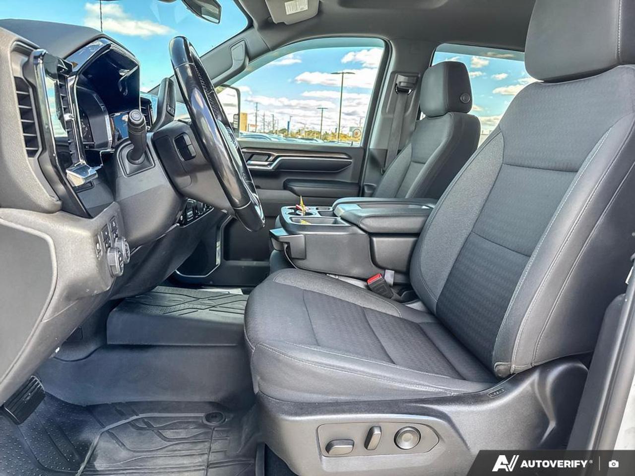 2024 Chevrolet SILVERADO 2500HD LT   KEYLESS ENTRY   6.6L GAS   CARPLAY Photo