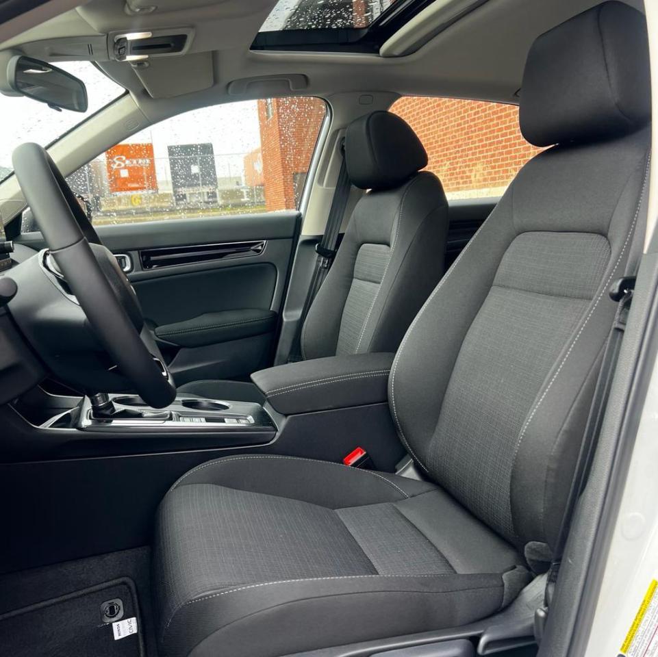 2024 Honda Civic Sedan EX CVT, SUNROOF, BACKUP CAM, HEATED SEATS Photo