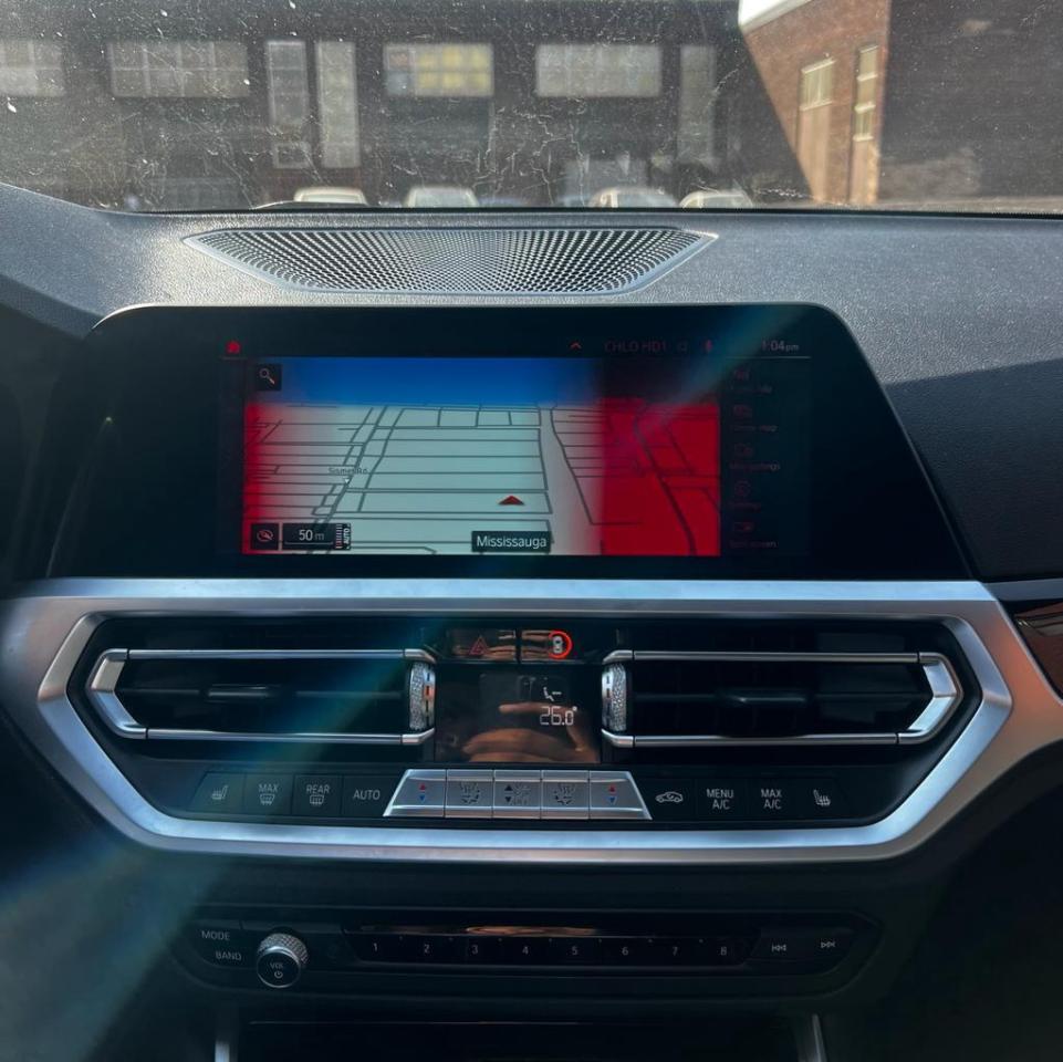 2019 BMW 3 Series 330X DRIVE, SUNROOF, LEATHER INTERIOR, ALLOYS Photo