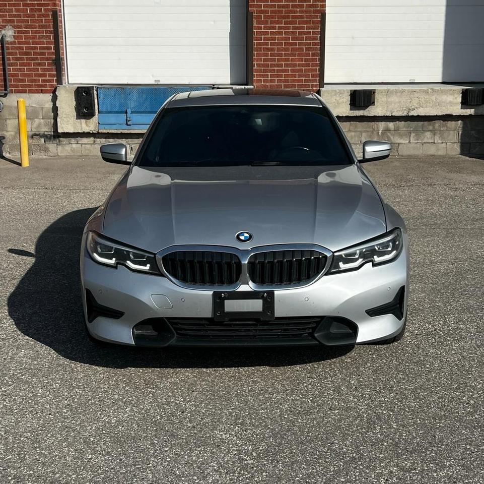 2019 BMW 3 Series 330X DRIVE, SUNROOF, LEATHER INTERIOR, ALLOYS Photo4