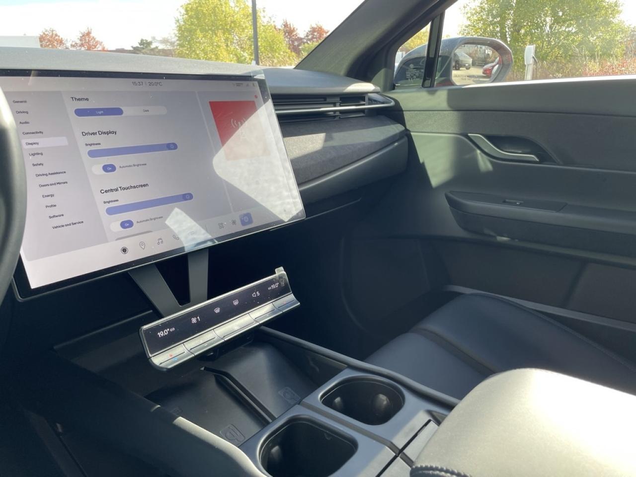 2023 Fisker Ocean EXTREME   AWD   1 Owner   2x Keys   Rare Wheels Photo