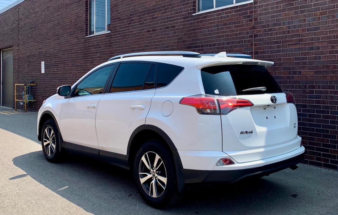 2018 Toyota RAV4 AWD, BACK UP CAMERA, HEATED SEATS, Photo4