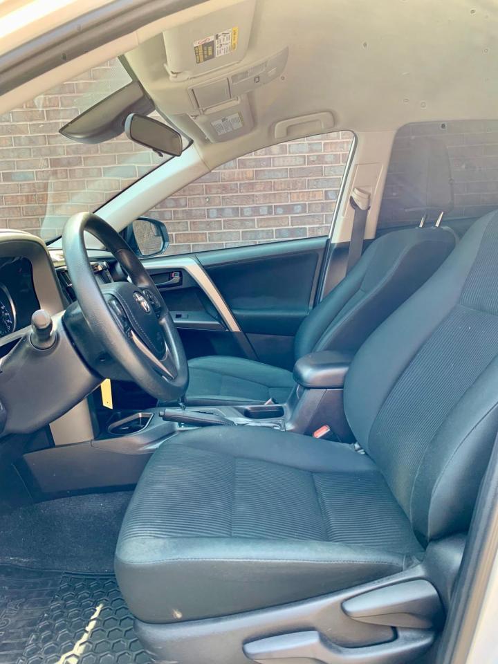 2018 Toyota RAV4 AWD, BACK UP CAMERA, HEATED SEATS, Photo