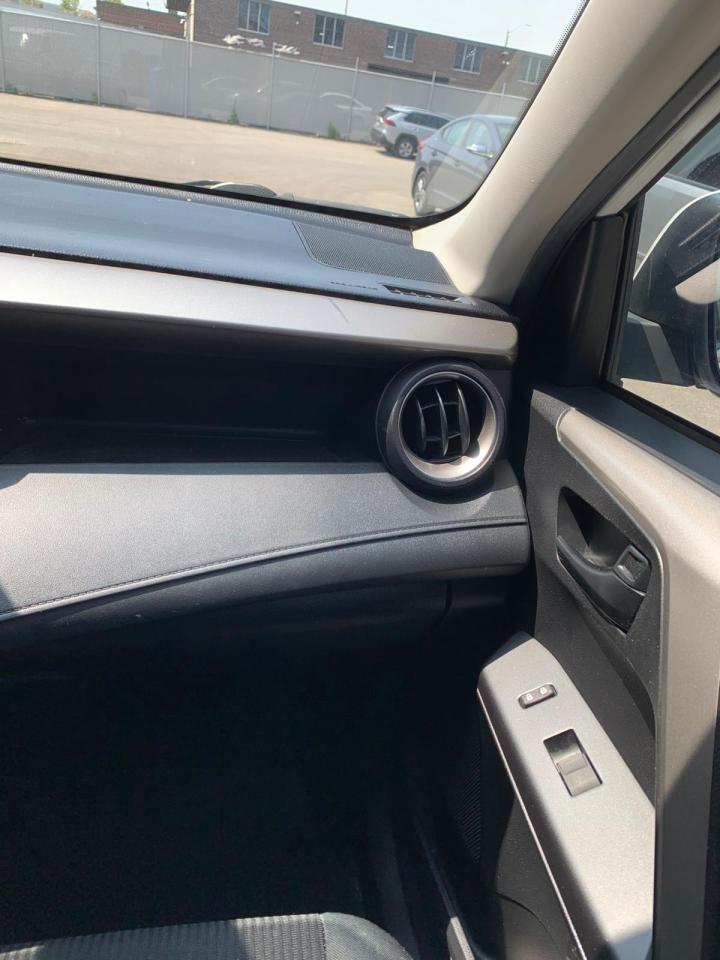 2018 Toyota RAV4 AWD, BACK UP CAMERA, HEATED SEATS, Photo