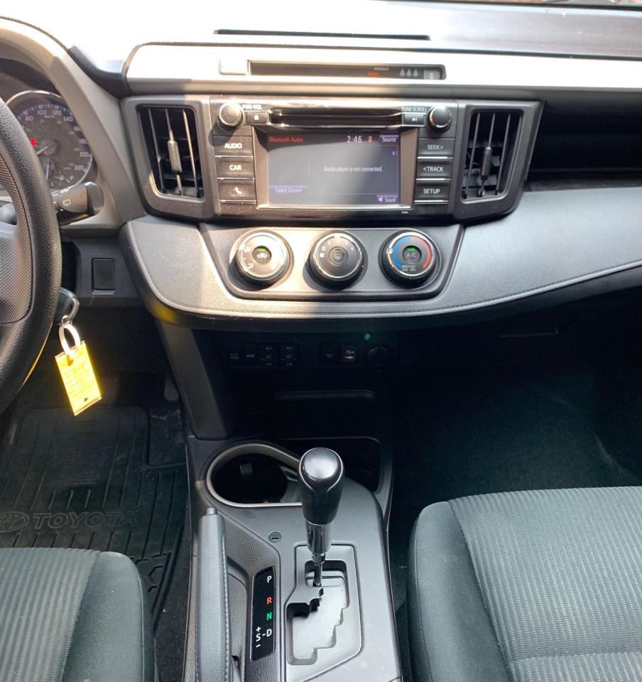 2018 Toyota RAV4 AWD, BACK UP CAMERA, HEATED SEATS, Photo