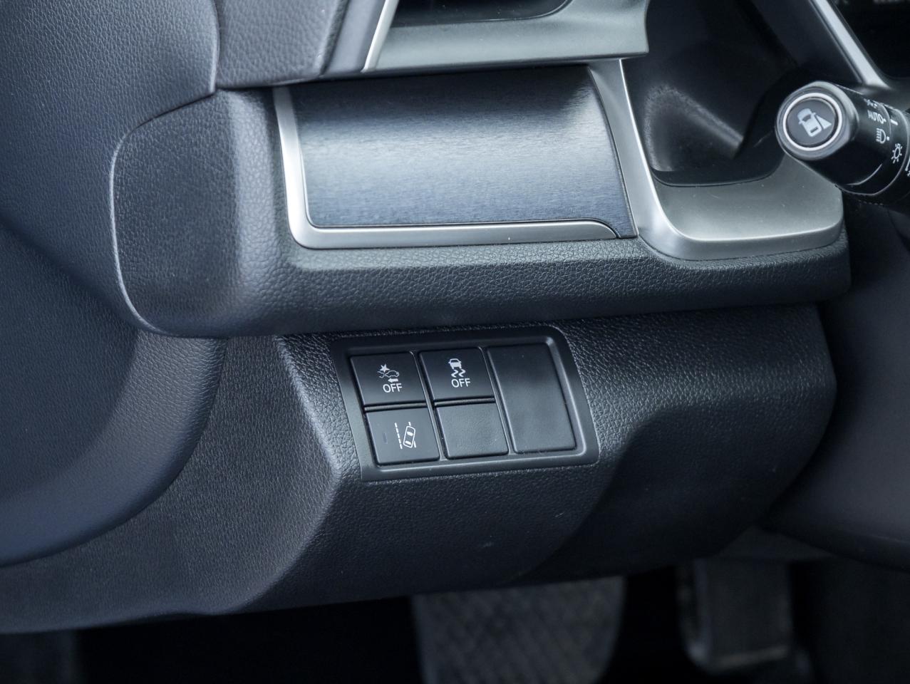 2017 Honda Civic 4dr CVT Touring  NAVI   ROOF CAMERA Photo