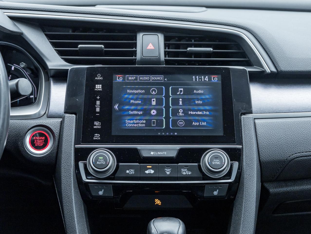 2017 Honda Civic 4dr CVT Touring  NAVI   ROOF CAMERA Photo