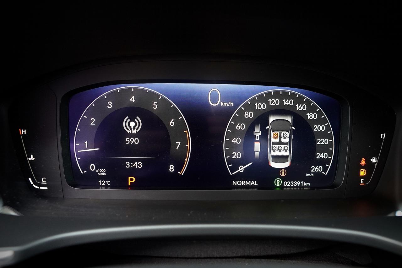 2024 Honda Civic Sedan TOURING, DRIVE ASSIST, LEATHER, NAVI, SUNROOF Photo