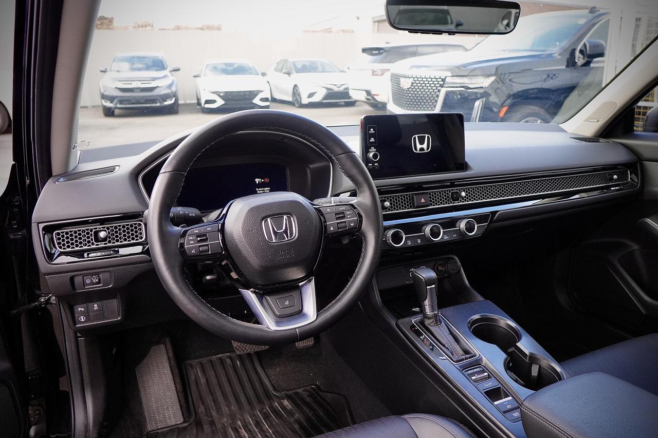 2024 Honda Civic Sedan TOURING, DRIVE ASSIST, LEATHER, NAVI, SUNROOF Photo