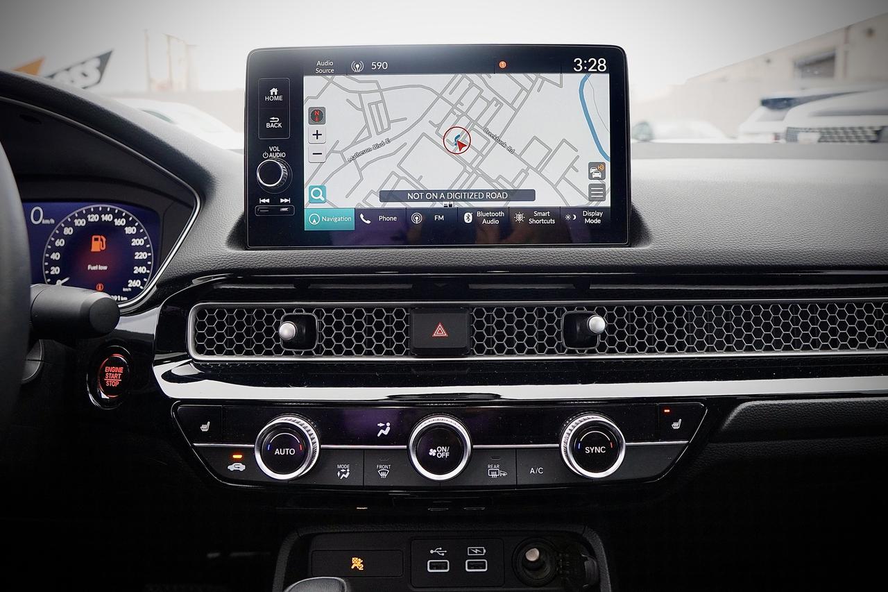 2024 Honda Civic Sedan TOURING, DRIVE ASSIST, LEATHER, NAVI, SUNROOF Photo