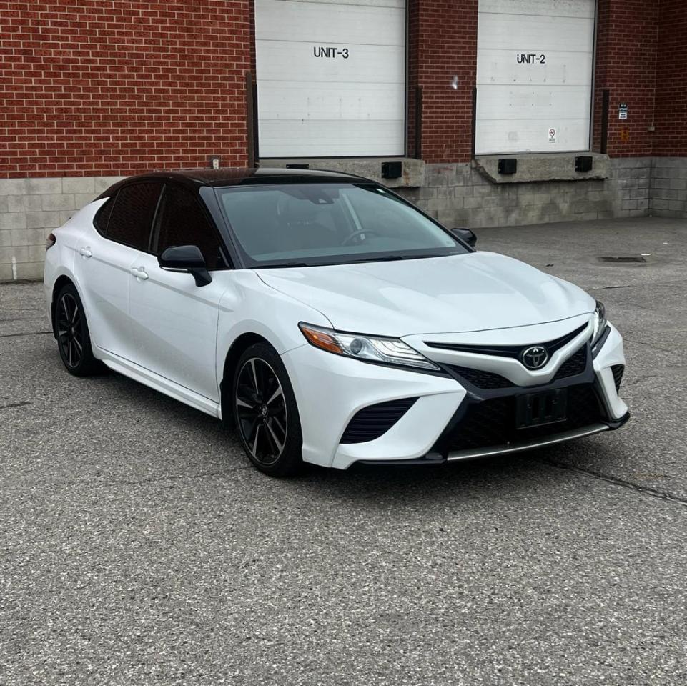 2019 Toyota Camry XSE, LEATHER,  MOONROOF, BACK UP CAM, PADDLE SHIFT Photo0