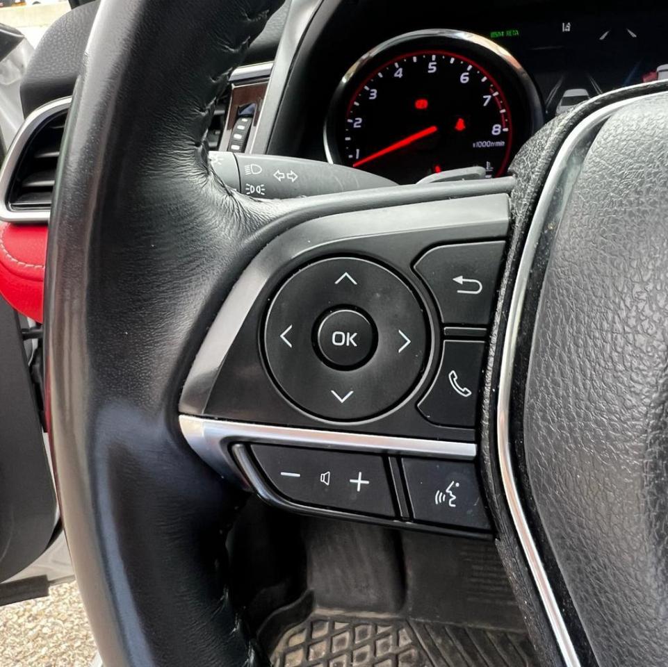 2019 Toyota Camry XSE, LEATHER,  MOONROOF, BACK UP CAM, PADDLE SHIFT Photo