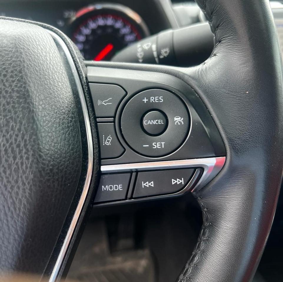 2019 Toyota Camry XSE, LEATHER,  MOONROOF, BACK UP CAM, PADDLE SHIFT Photo